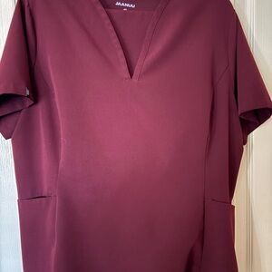 Jaanuu Red Short Sleeve Tee for Versatile Style
